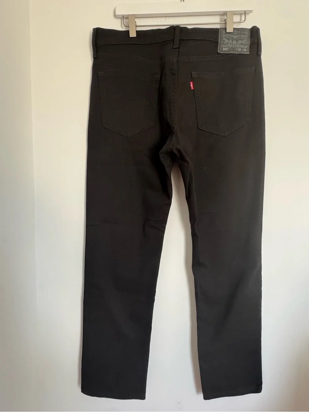 Levi’s Black Jeans 541 Straight Fit